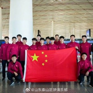 中国球队挑战巴萨！博主：中国犀旺队1-2不敌巴萨09